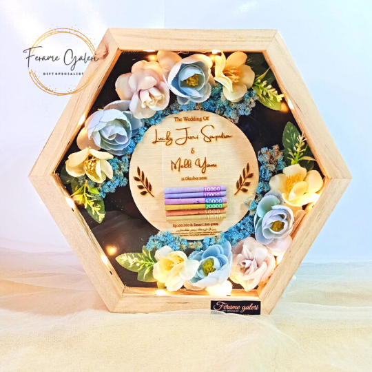 Double Flower Mahar Pernikahan Rustic dengan Ukir Kayu - Lucky13